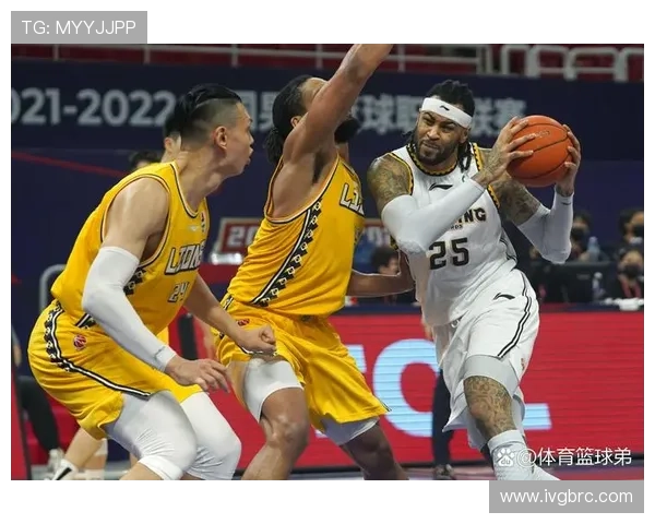 年轻球星爆发助力球队逆转取胜引爆全场激情展现体育魅力再度刷新