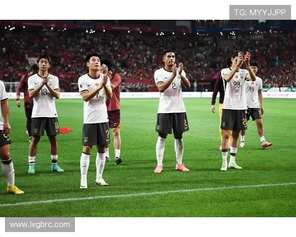 国足迎来关键战役主帅调整阵容全力冲击世界杯资格决定性较量引发关注